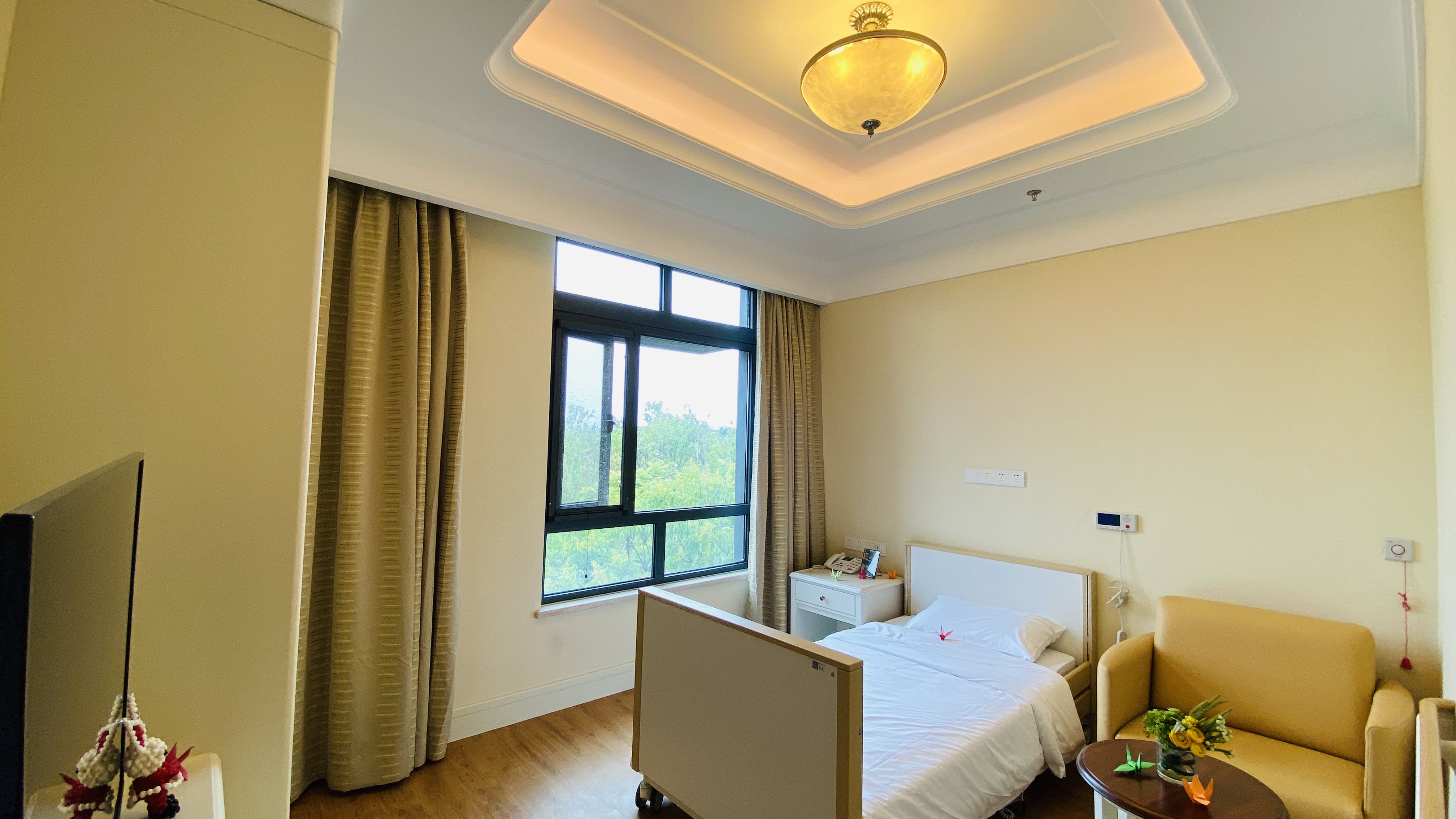 Столярная фабрика по индивидуальному заказу.