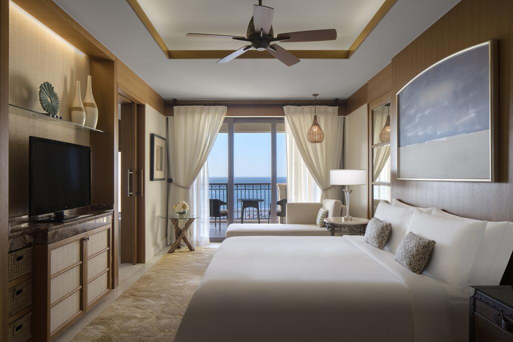 Современная мебель для гостиничного номера